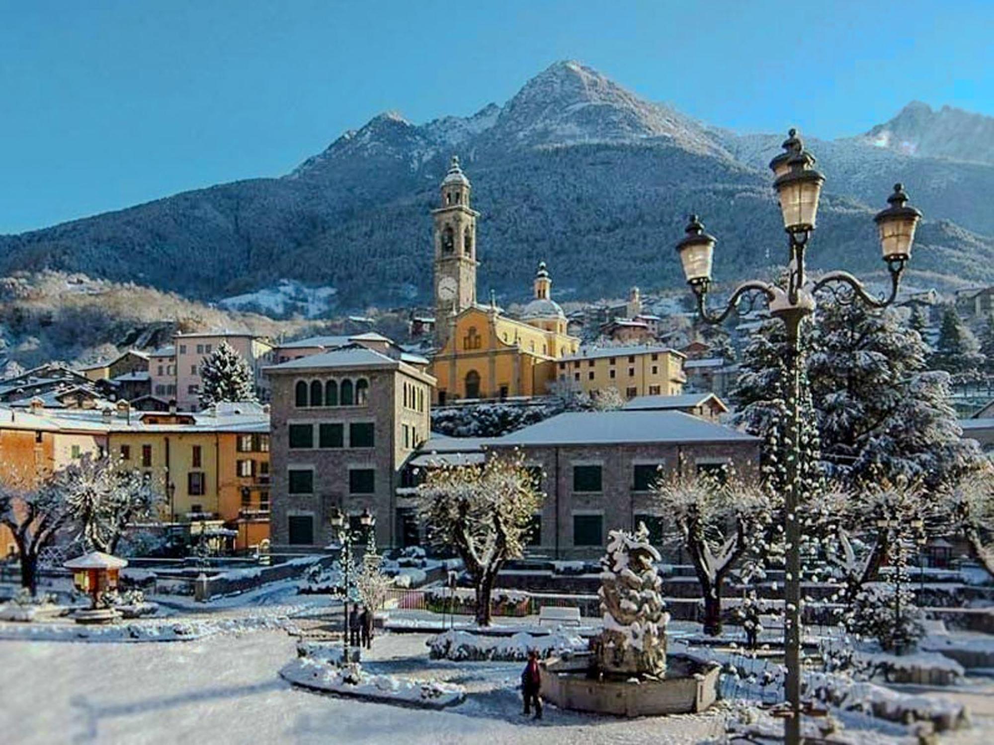 Appartamenti Edolo - A 20 Minuti Da Ponte Di Legno E Aprica المظهر الخارجي الصورة